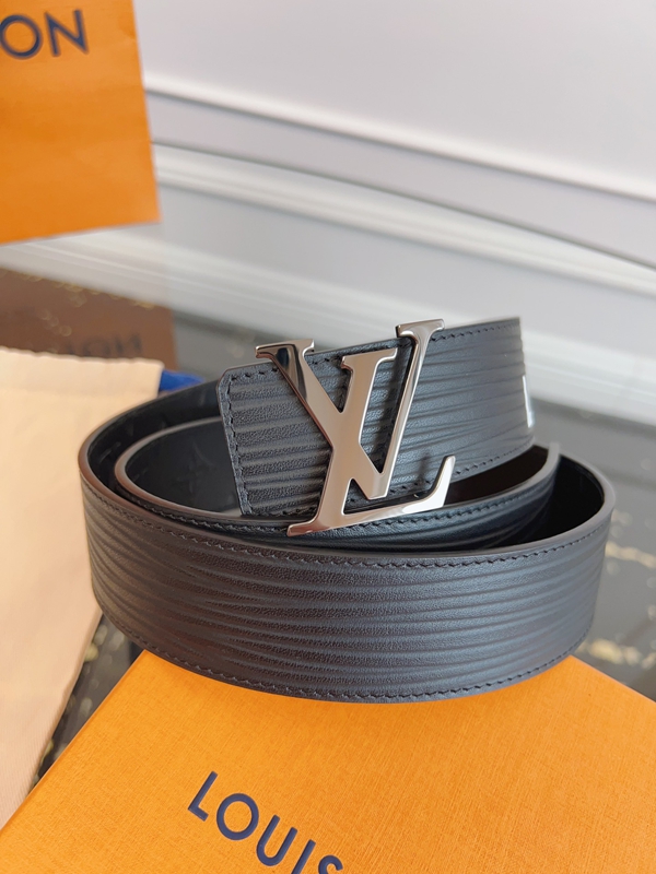 ルイヴィトンベルト全体デザイン